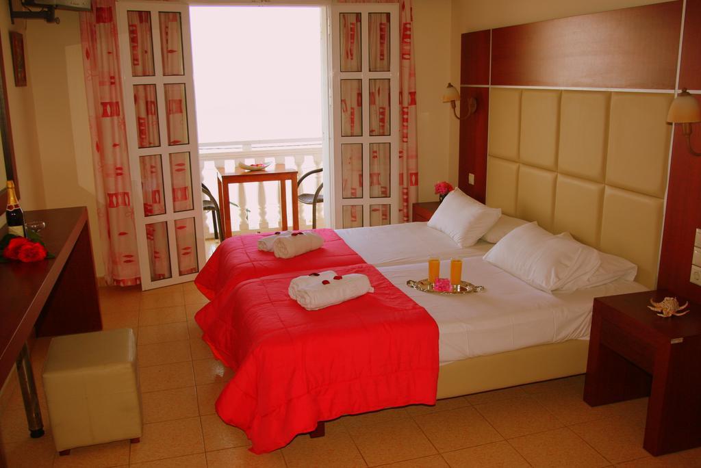 Agoulos Beach Hotel Argassi Exterior foto